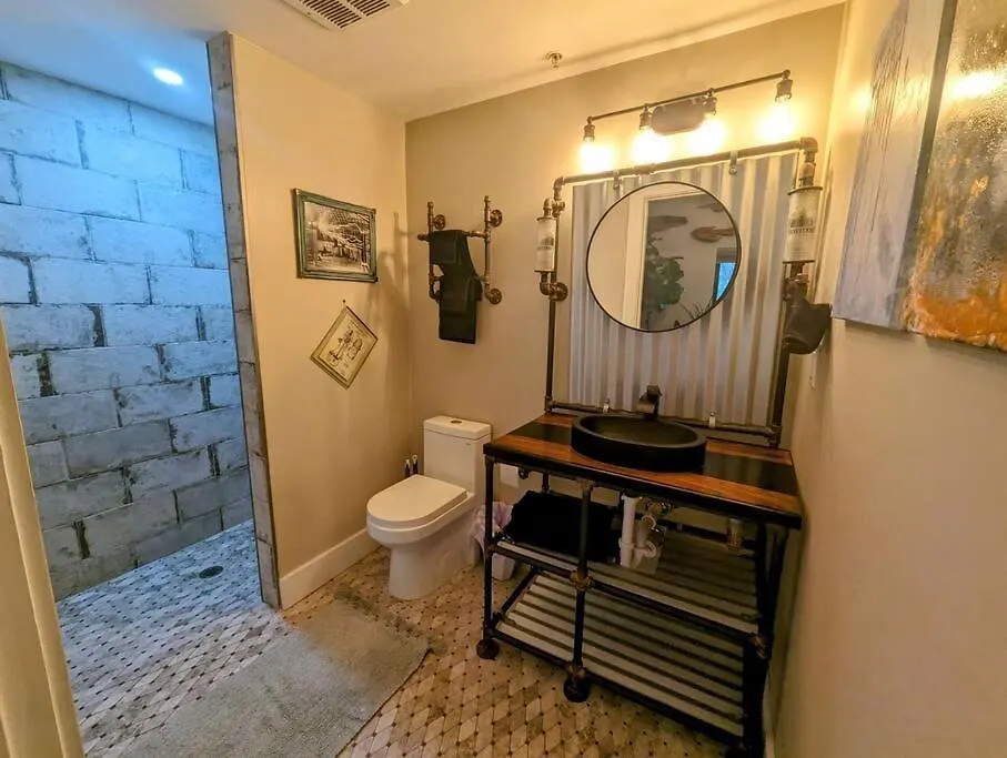 Cozy Af Steel-Rose Studio Tampa 0*,
