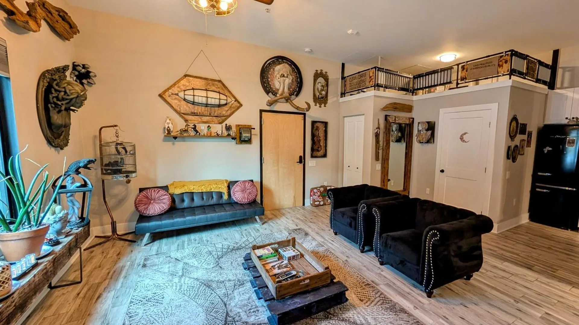 Cozy Af Steel-Rose Studio Tampa USA